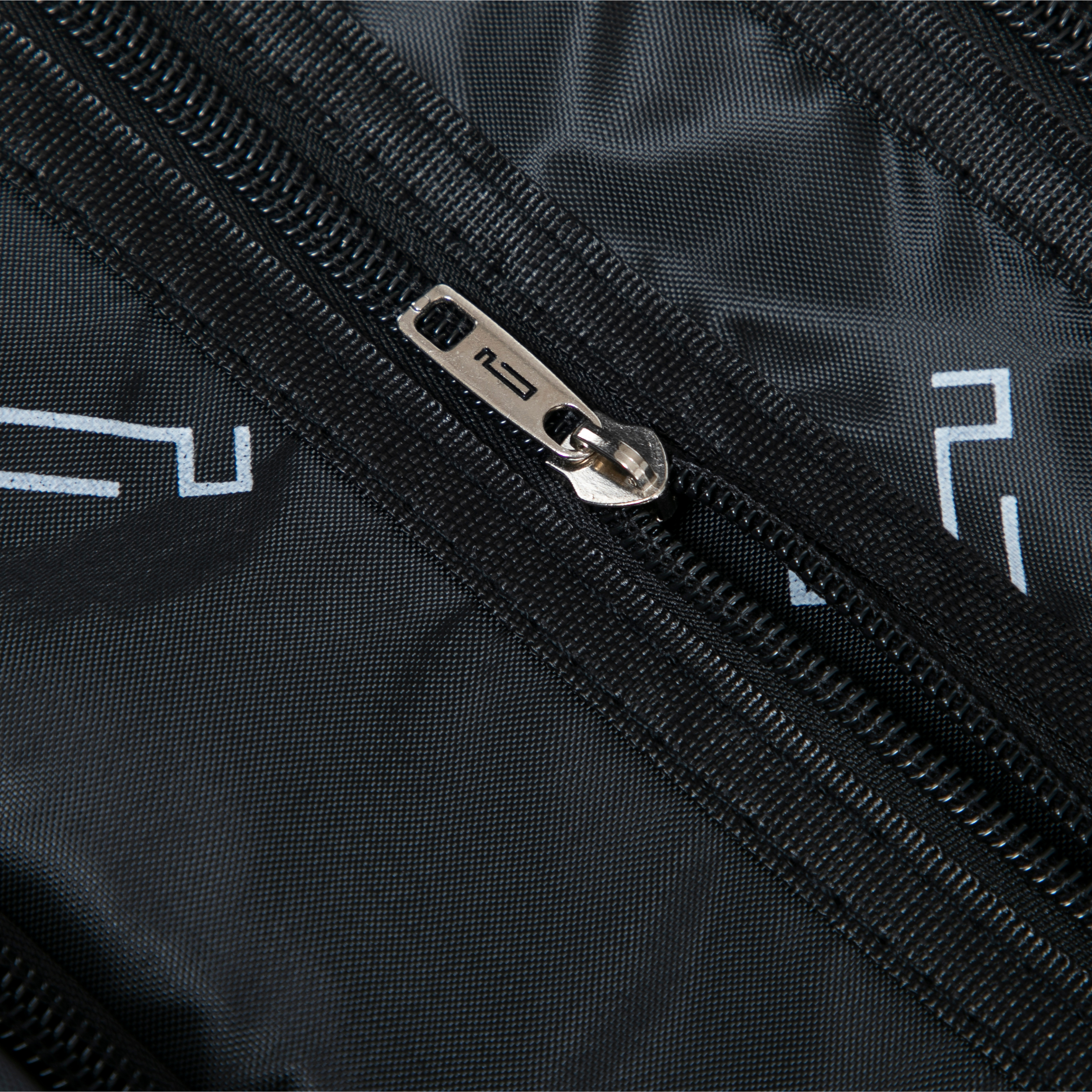 Valigia rigida media Trunk L – 65 x 40 x 30 cm – Chiusura TSA