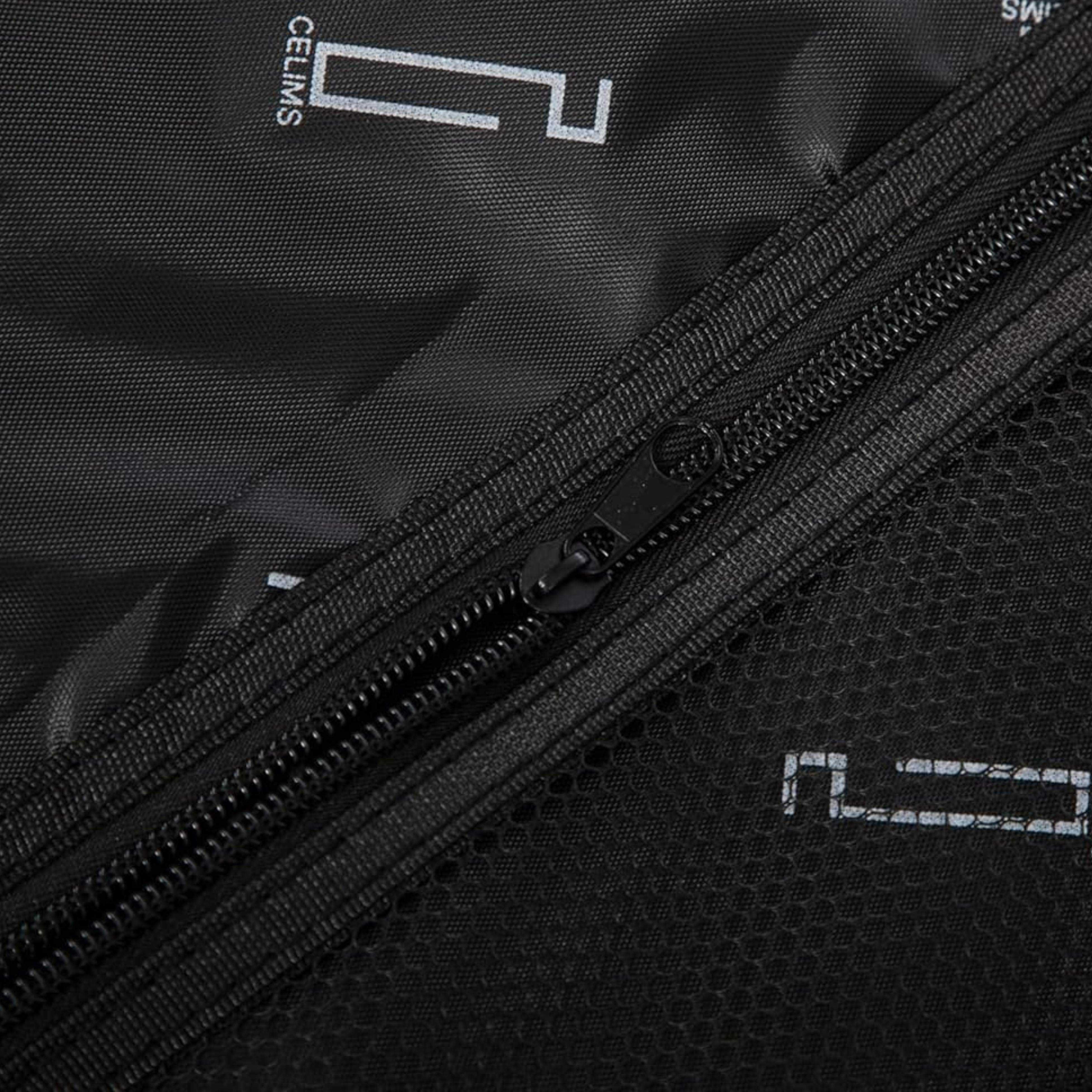 Großer Koffer aus Polypropylen | 23 kg Aufgabegepäck | 75x45x28 | Rot