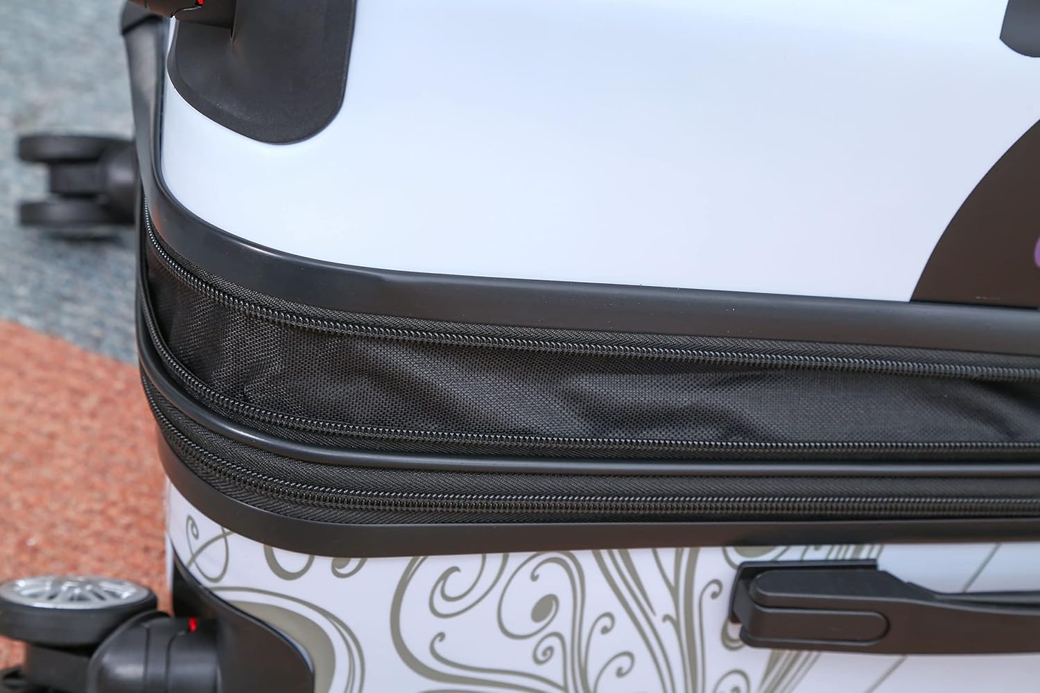 Valise_Moyenne_Polycarbonate_Valise_20_kg_65x40x25_Blanc_-_Celims_France