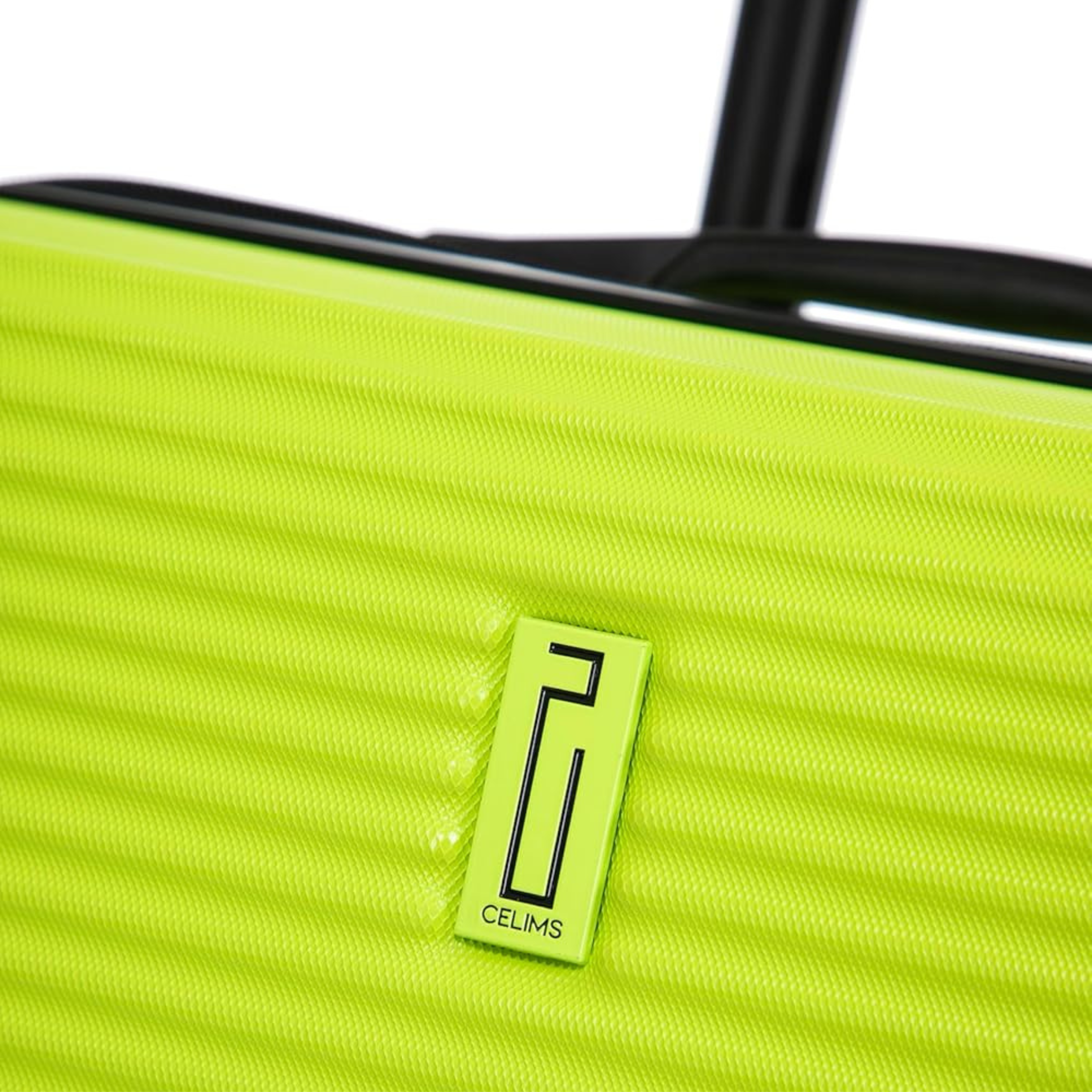 25” Medium Suitcase Weekend | 20 kg Luggage | Black