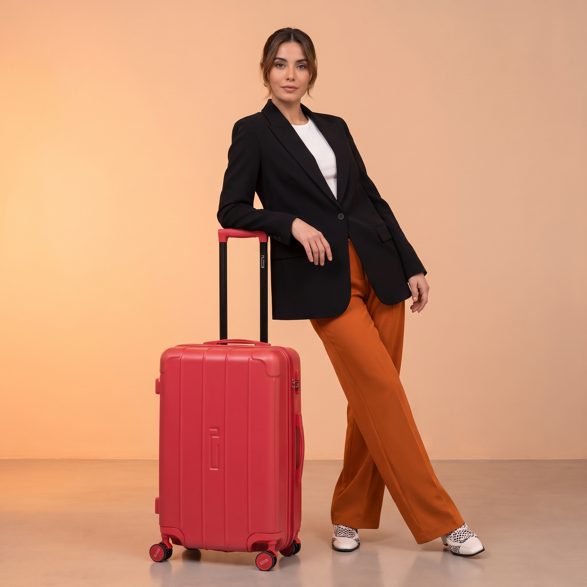 Valigia rigida media Trunk L – 65 x 40 x 30 cm – Chiusura TSA